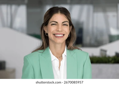 Julia Schneider